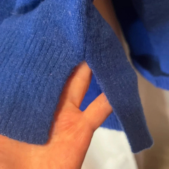J Crew Blue Super Soft Sweater Size XL - Picture 5 of 7